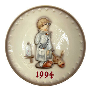 Vintage 1994 Goebel M.J. Hummel 24th Annual Collector Plate 7.5" Series Edition